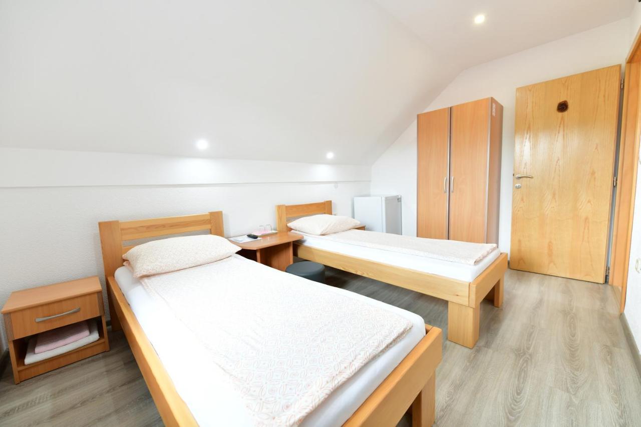 House Marinic Hotel Grabovac Kültér fotó