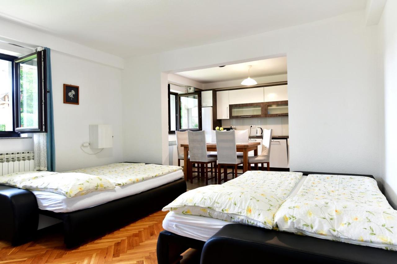 House Marinic Hotel Grabovac Kültér fotó